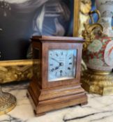 A MID 19TH CENTURY SATINWOOD FIVE GLASS LIBRARY CLOCK SIGNED J. POOLE, LONDON