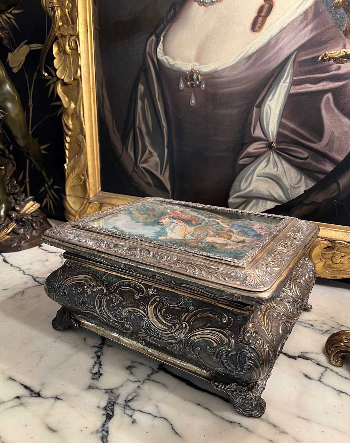 AN 18TH / 19TH CENTURY SILVER, SILVER GILT AND PAINTED TABLE CASKET - Image 5 of 15