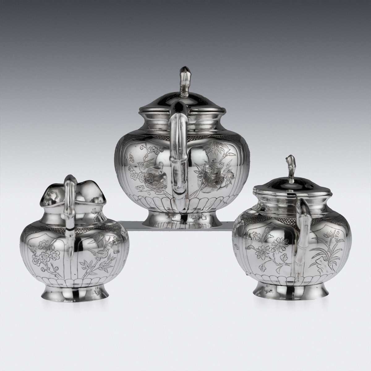 AN EARLY 20TH CENTURY CHINESE SOLID SILVER THREE PIECE TEA SET ON TRAY C. 1910 - Image 3 of 12