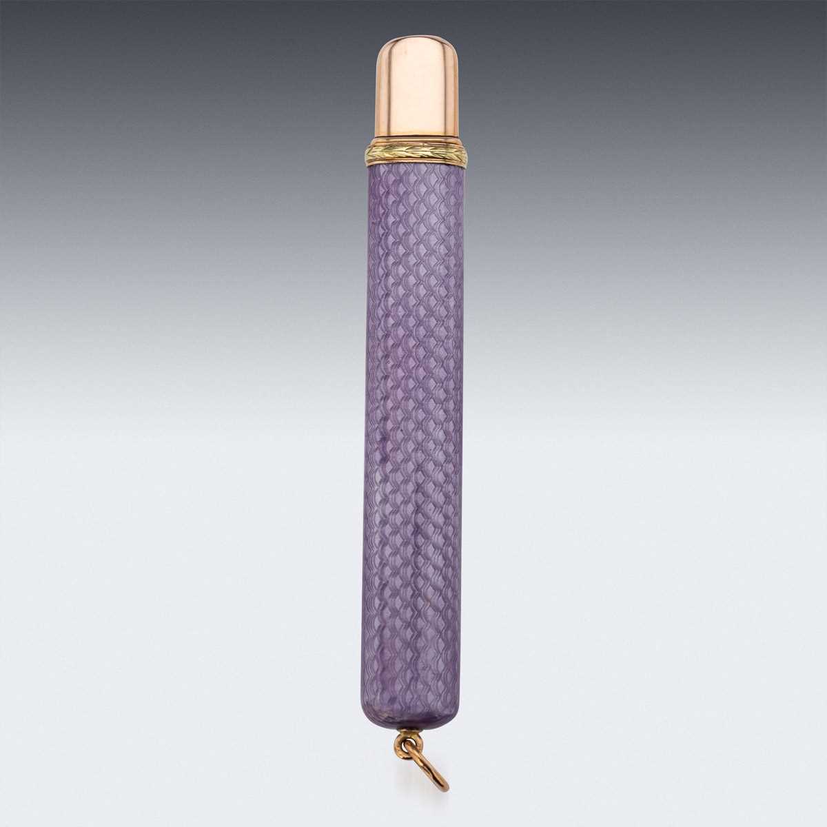 FABERGE: AN EARLY 20TH CENTURY GOLD MOUNTED ENAMEL PENCIL, ALDER, C. 1910 - Image 3 of 10