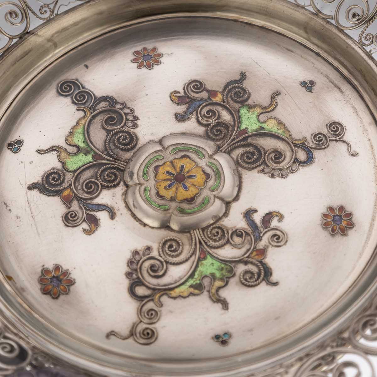 A MEIJI PERIOD SOLID SILVER AND ENAMEL DISH BY KOUEI CIRCA 1900 - Image 11 of 18