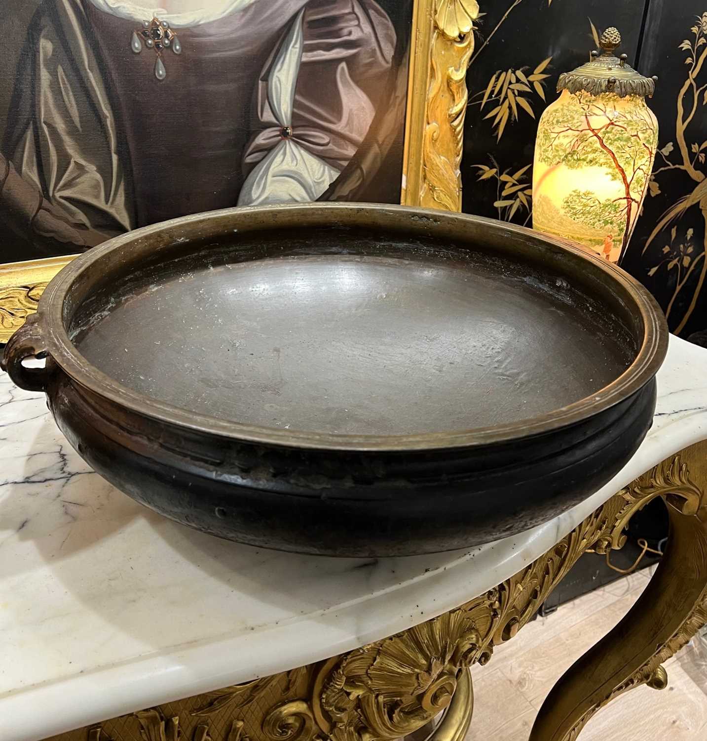 A VERY LARGE CHINESE BRONZE BASIN - Image 2 of 9