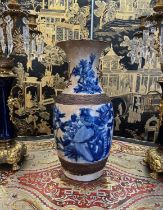 A CHINESE NANKING BLUE AND WHITE CRACKLE GLAZED VASE