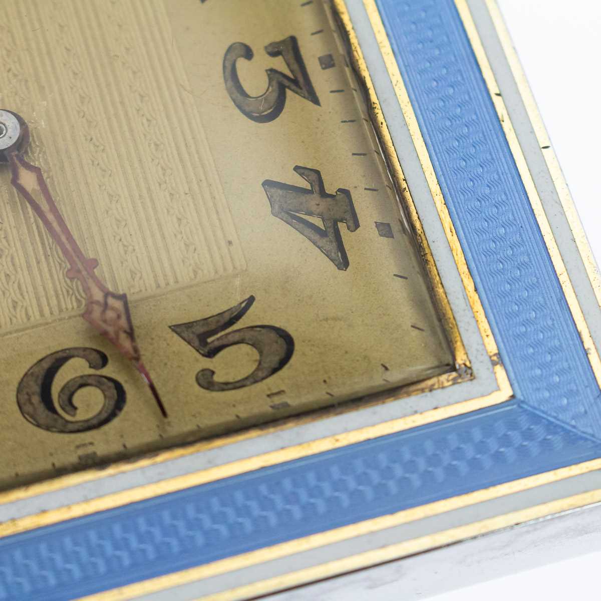 CARTIER: A 1940'S SILVER PLATED AND ENAMELLED DESK CLOCK - Image 3 of 11