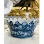 A CHINESE BLUE AND WHITE PORCELAIN BOWL