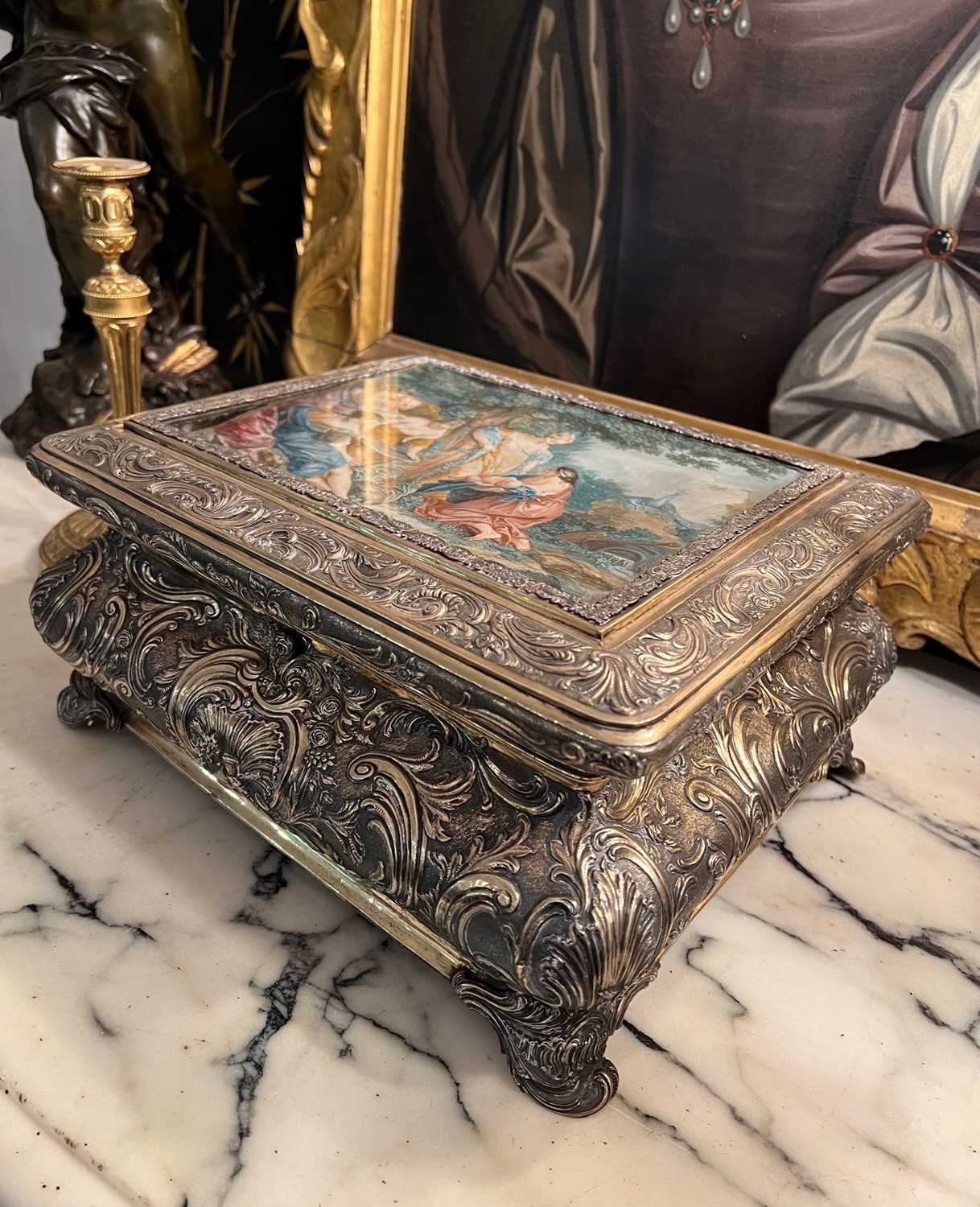 AN 18TH / 19TH CENTURY SILVER, SILVER GILT AND PAINTED TABLE CASKET - Image 12 of 15