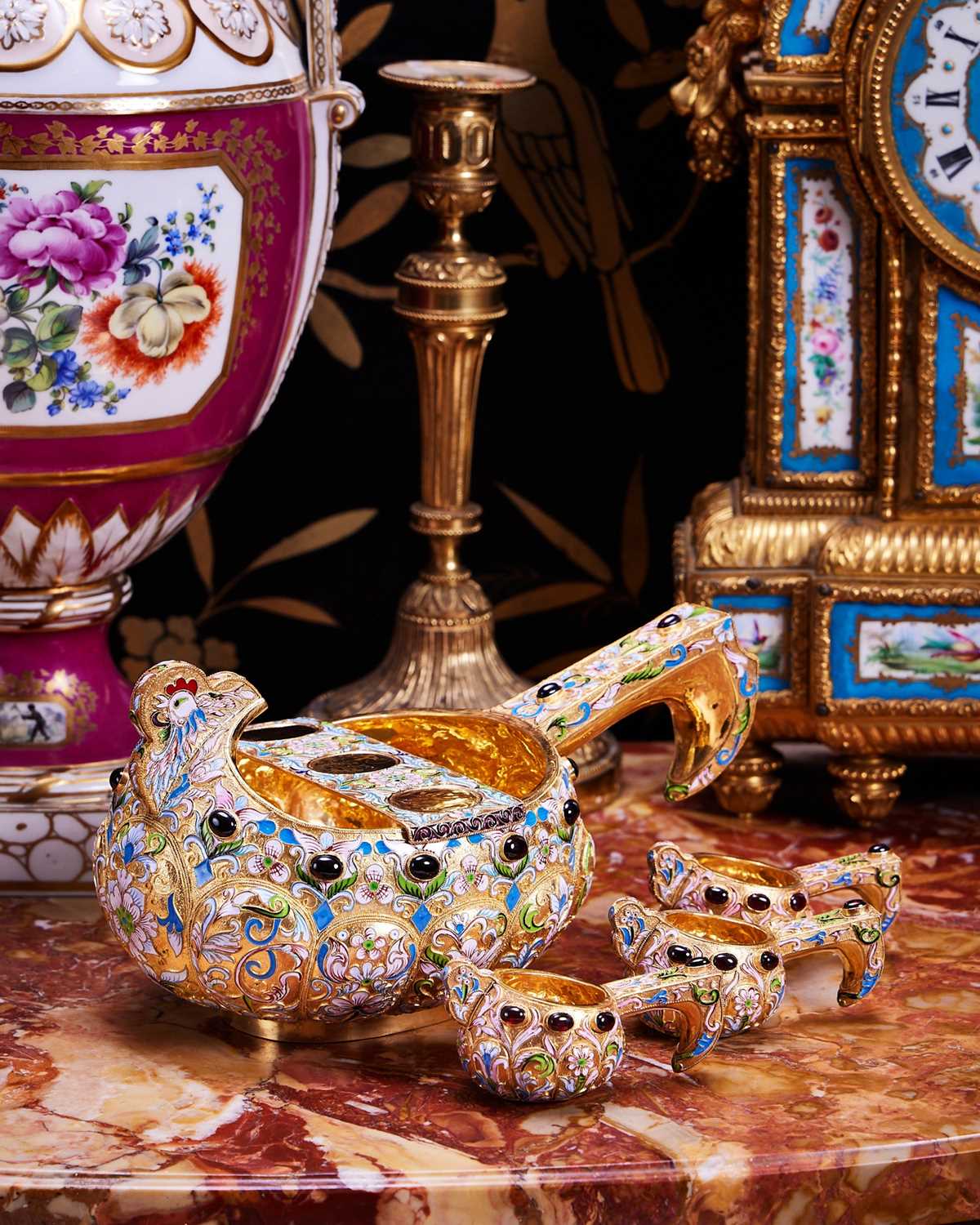 A FINE SILVER GILT AND CLOISONNE ENAMEL RUSSIAN STYLE BIRD KOVSH SET - Image 2 of 12