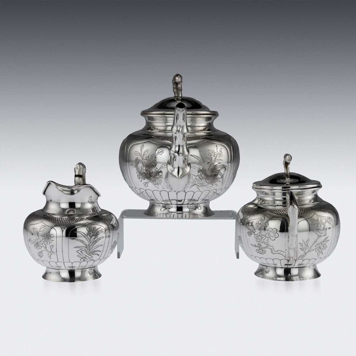AN EARLY 20TH CENTURY CHINESE SOLID SILVER THREE PIECE TEA SET ON TRAY C. 1910 - Image 10 of 12