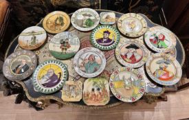 ROYAL DOULTON: SIXTEEN LATE 19TH AND EARLY 20TH CENTURY COMMEMORATIVE PLATES