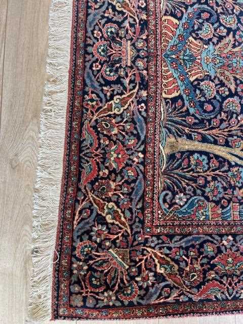 A FINE PAIR OF 1920'S PERSIAN CARPETS - Image 17 of 38