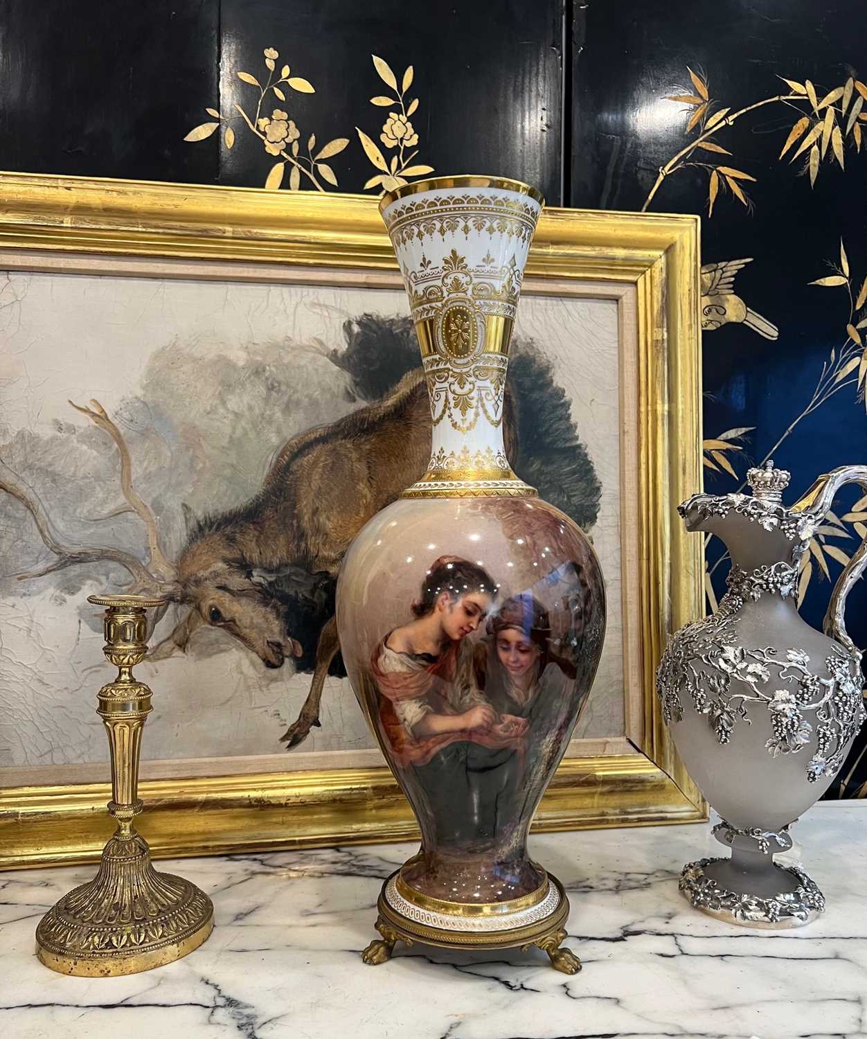 A FINE 19TH CENTURY ROYAL VIENNA PORCELAIN AND ORMOLU MOUNTED VASE 'THE FRUIT SELLER' - Image 2 of 12