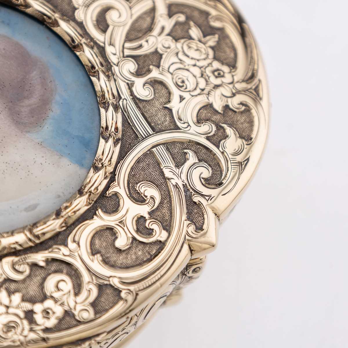 A FINE 19TH CENTURY 18CT GOLD ROYAL PRESENTATION SNUFF BOX WITH PORTRAIT OF NAPOELON III - Image 6 of 18