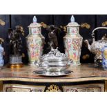 AN ITALIAN SILVER PLATED TUREEN AND STAND IN THE STYLE OF BUCCELLATI