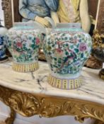 A PAIR OF CHINESE PORCELAIN VASES