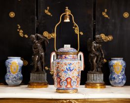 A 19TH CENTURY JAPANESE IMARI VASE AND COVER CONVERTED TO A LAMP BASE