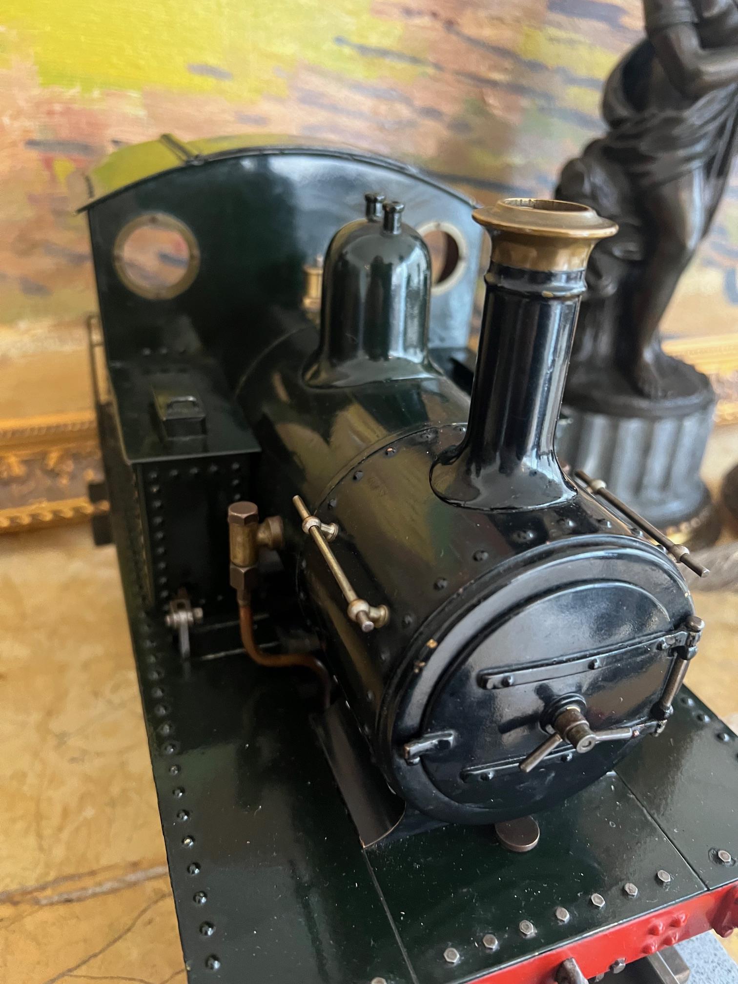 A FULL WORKING MODEL OF A STEAM TRAIN - Image 6 of 45