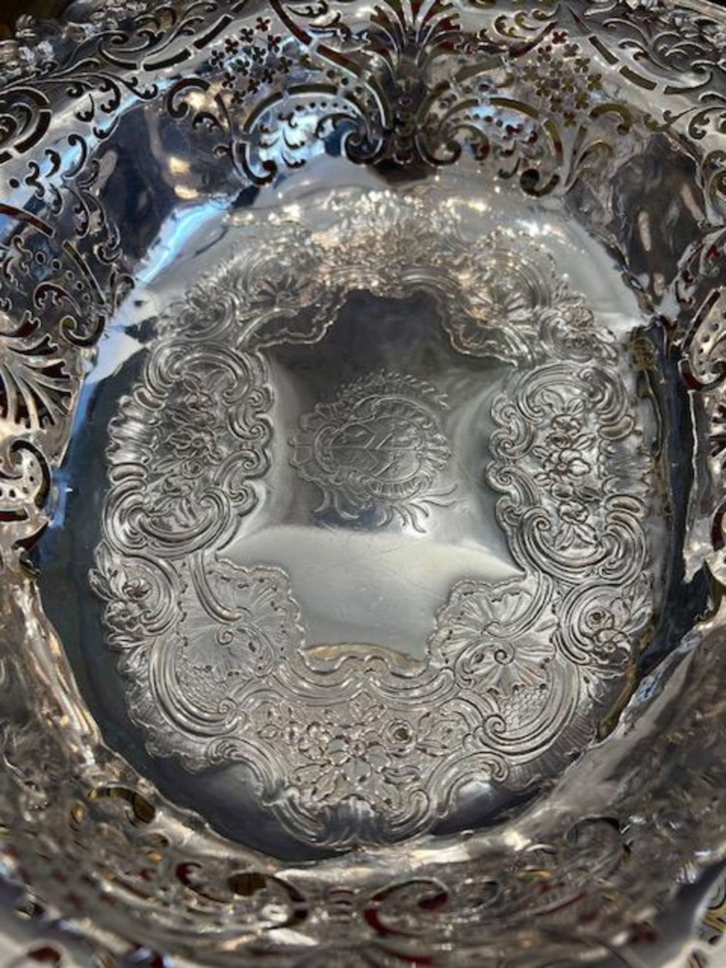 A MAGNIFICENT MID 18TH CENTURY STERLING SILVER GEORGIAN CAKE BASKET, LONDON, 1745 - Image 6 of 24