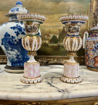 A PAIR OF EARLY 20TH CENTURY PORCELAIN VASES, POSSIBLY COPELAND