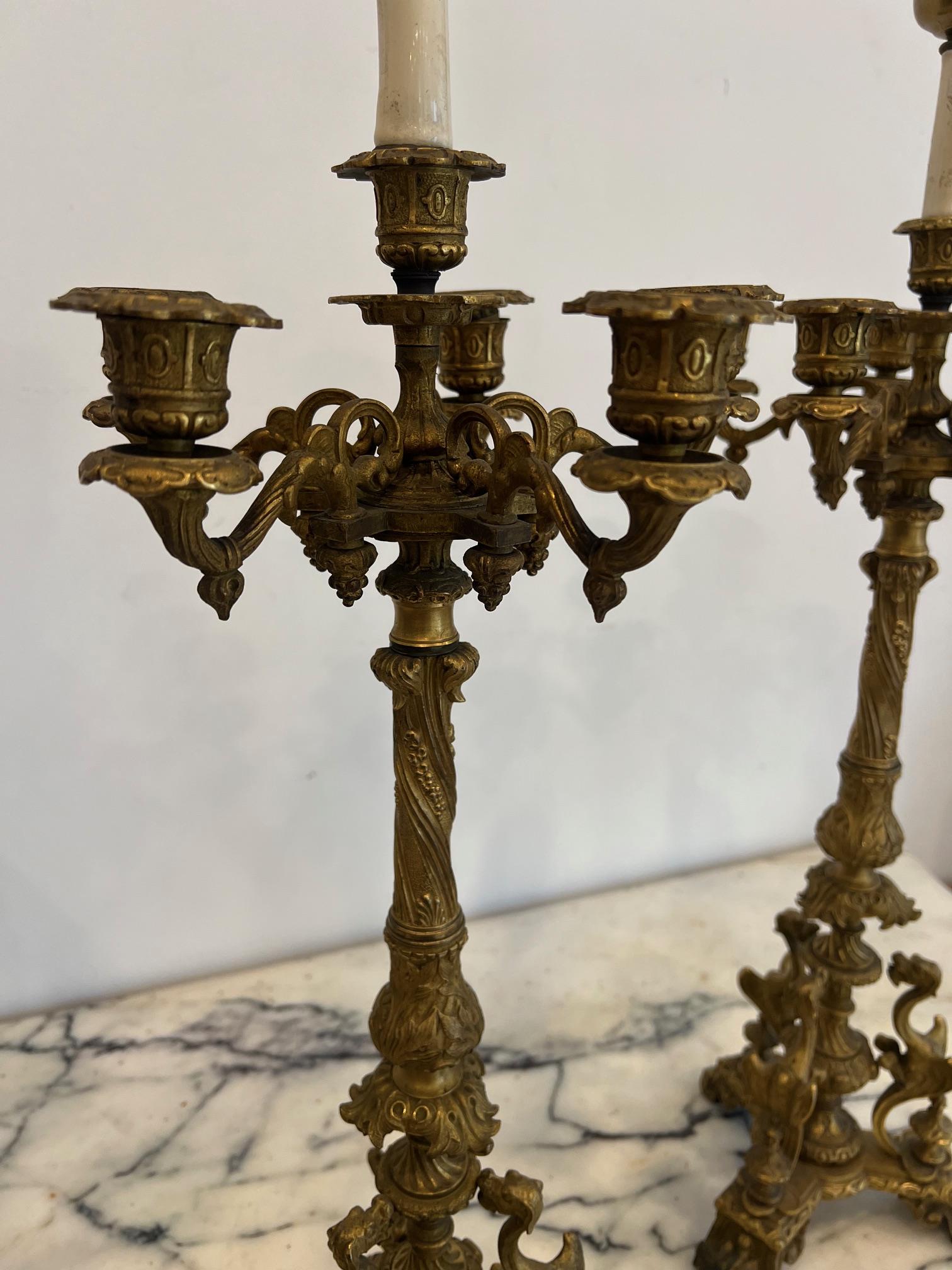 A LARGE PAIR OF 19TH CENTURY FRENCH GILT BRONZE CANDELABRA LAMPS - Image 4 of 8