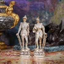 A PAIR OF SILVER FIGURES OF KNIGHTS, EARLY 20TH CENTURY, GERMAN