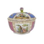 A 19TH CENTURY DRESDEN PORCELAIN JEWELLERY CASKET BY CARL THIEME