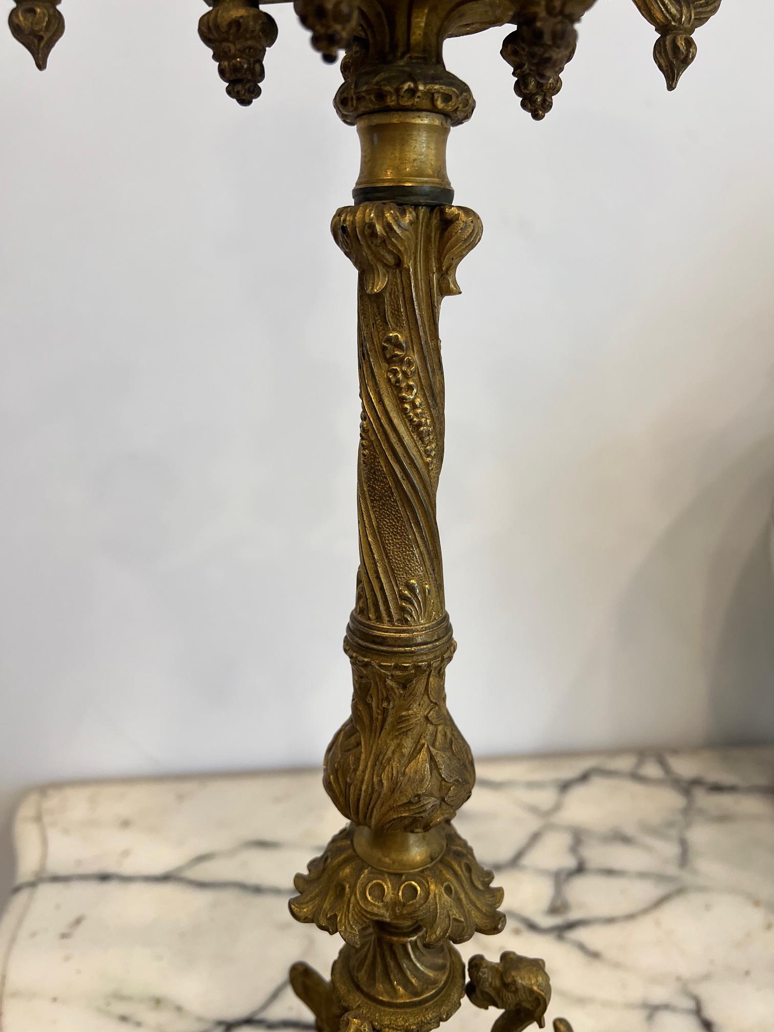 A LARGE PAIR OF 19TH CENTURY FRENCH GILT BRONZE CANDELABRA LAMPS - Image 6 of 8