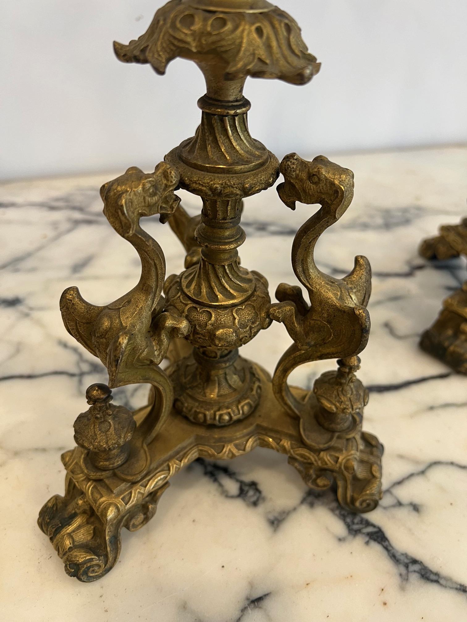 A LARGE PAIR OF 19TH CENTURY FRENCH GILT BRONZE CANDELABRA LAMPS - Image 7 of 8