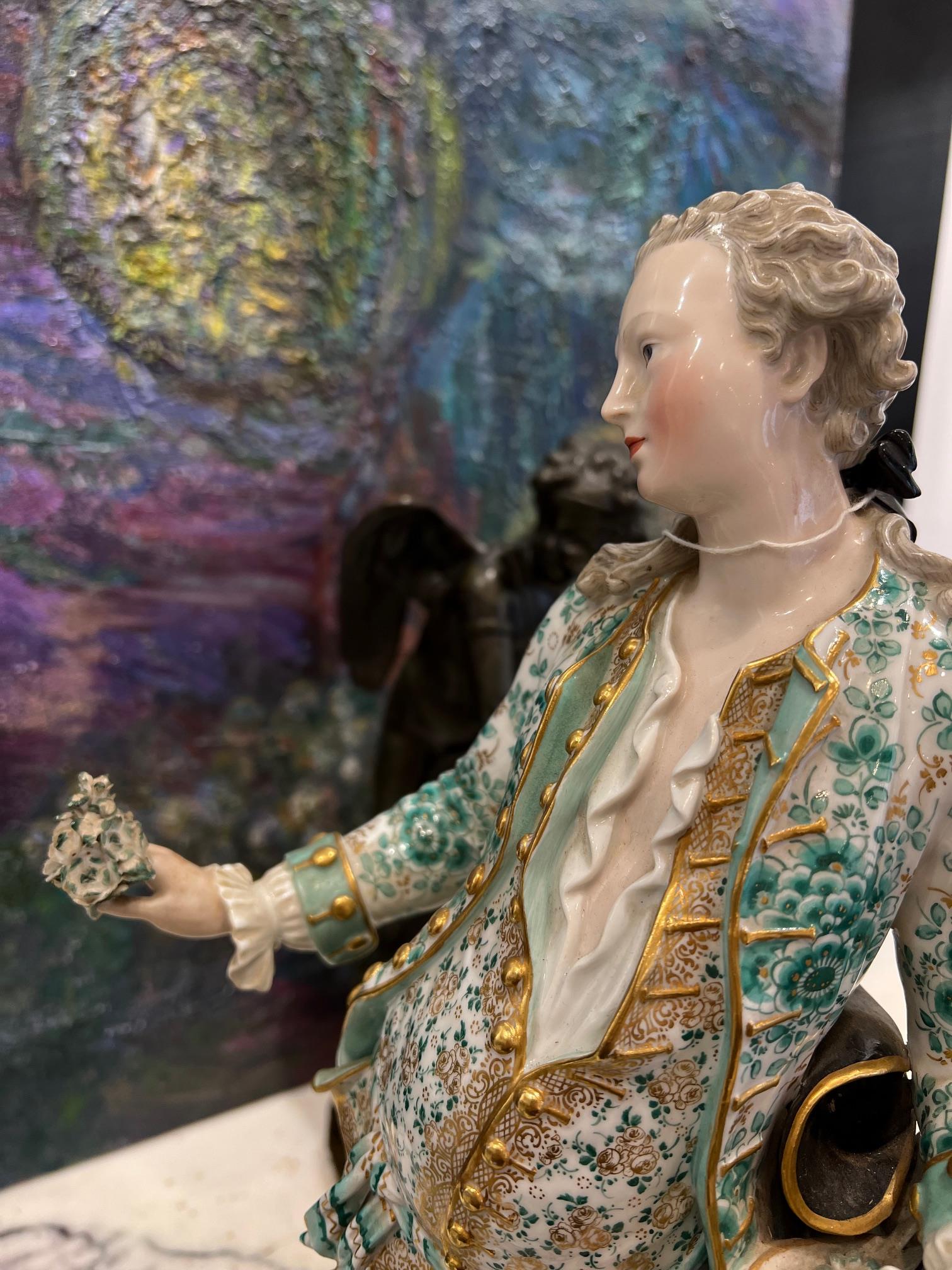 MEISSEN: A VERY LARGE PAIR OF 19TH CENTURY PORCELAIN FIGURES OF A LADY AND GENTLEMAN - Image 4 of 8