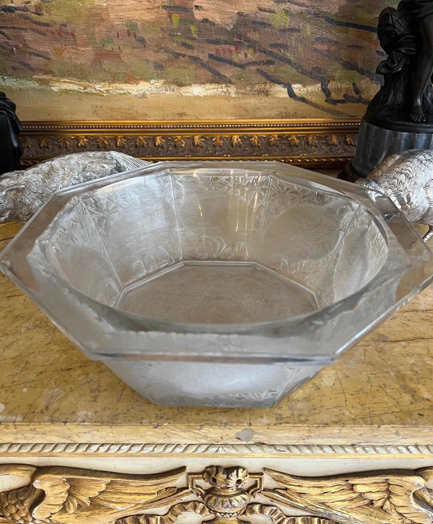 LALIQUE: A FROSTED AND CLEAR GLASS 'CAILLE PERDIX' BOWL - Image 8 of 10