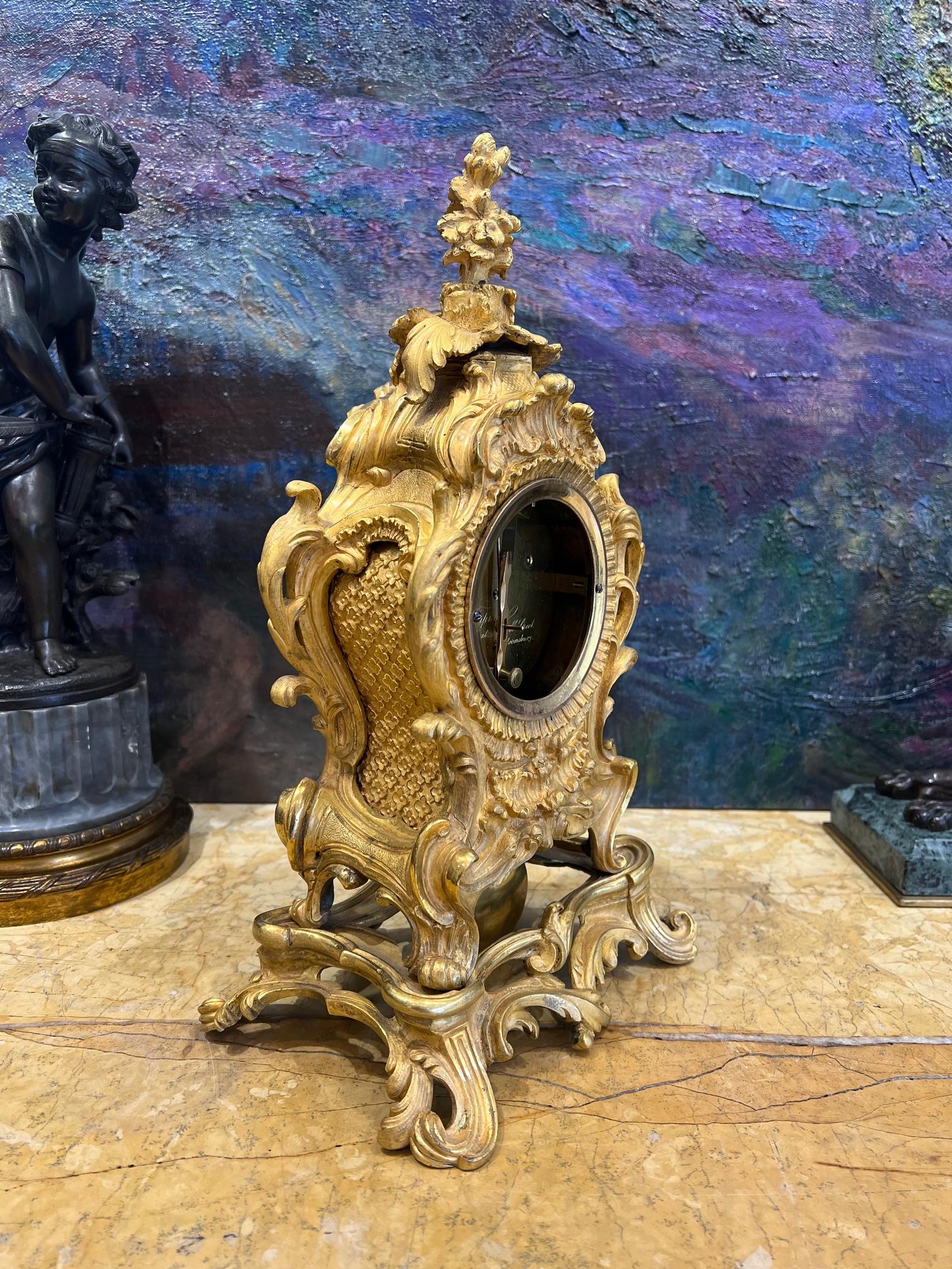 AN EARLY 19TH CENTURY ENGLISH GILT BRONZE FUSEE MANTEL CLOCK - Image 5 of 8