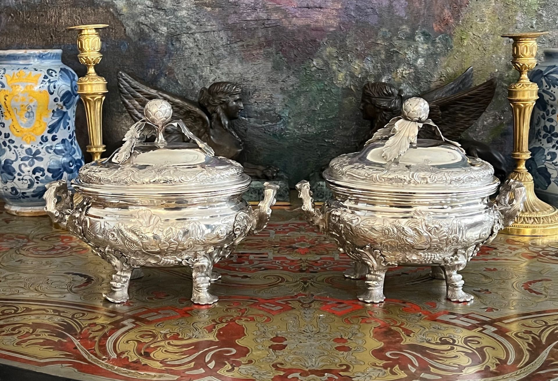 A FINE PAIR OF 18TH CENTURY STERLING SILVER SAUCE TUREENS, LONDON, 1790, WILLIAM PITTS - Image 12 of 19