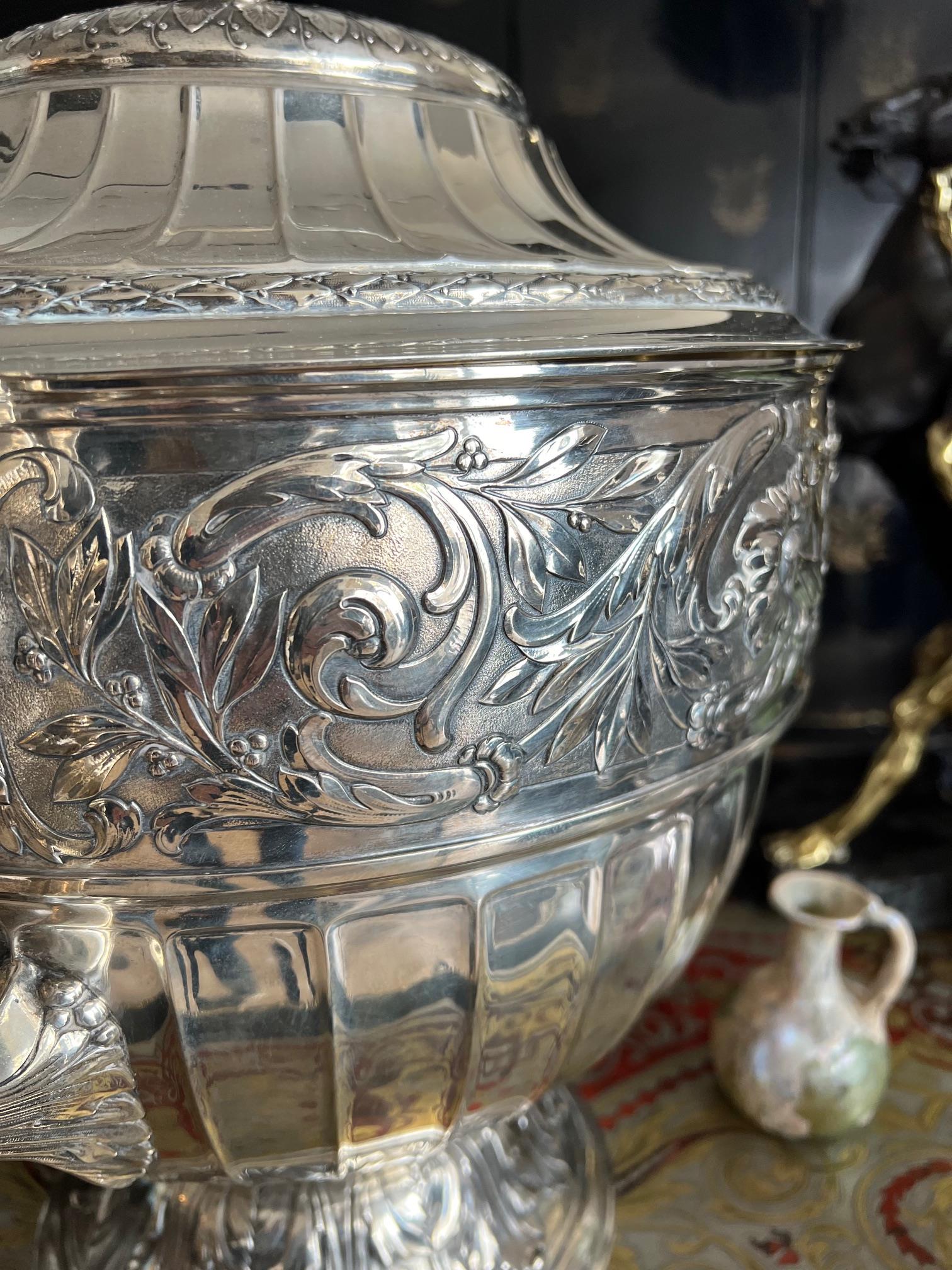 A MASSIVE SILVER CUP AND COVER, GERMAN, C. 1910 - Image 6 of 9