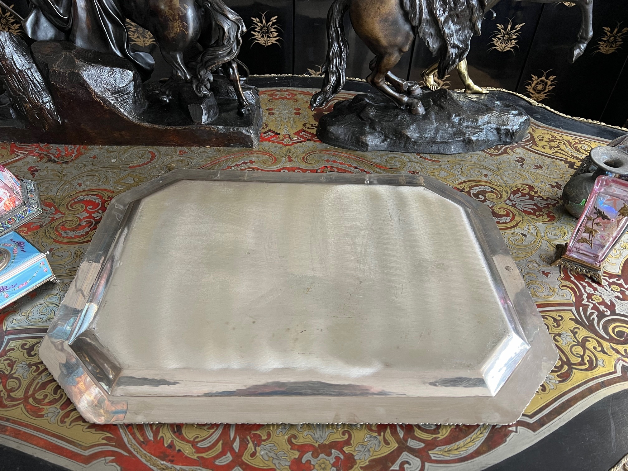 AN EARLY 20TH CENTURY GERMAN ART NOUVEAU SILVER TRAY BY CARL ZELLER - Image 3 of 4