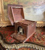 AN EARLY 20TH CENTURY DOG KENNEL CIGAR BOX