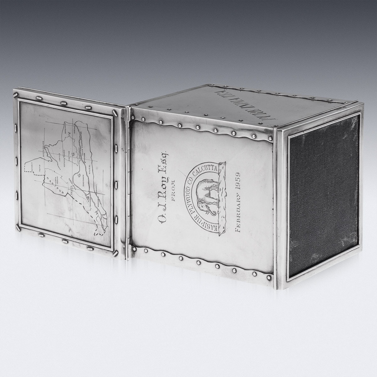 A RARE MID 20TH CENTURY INDIAN SOLID SILVER TEA CHEST SHAPED CADDY, HAMILTON & CO C. 1958 - Image 15 of 29