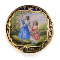AN EARLY 20TH CENTURY 14CT GOLD AND ENAMEL PILL BOX, RUSSIAN, C.1900