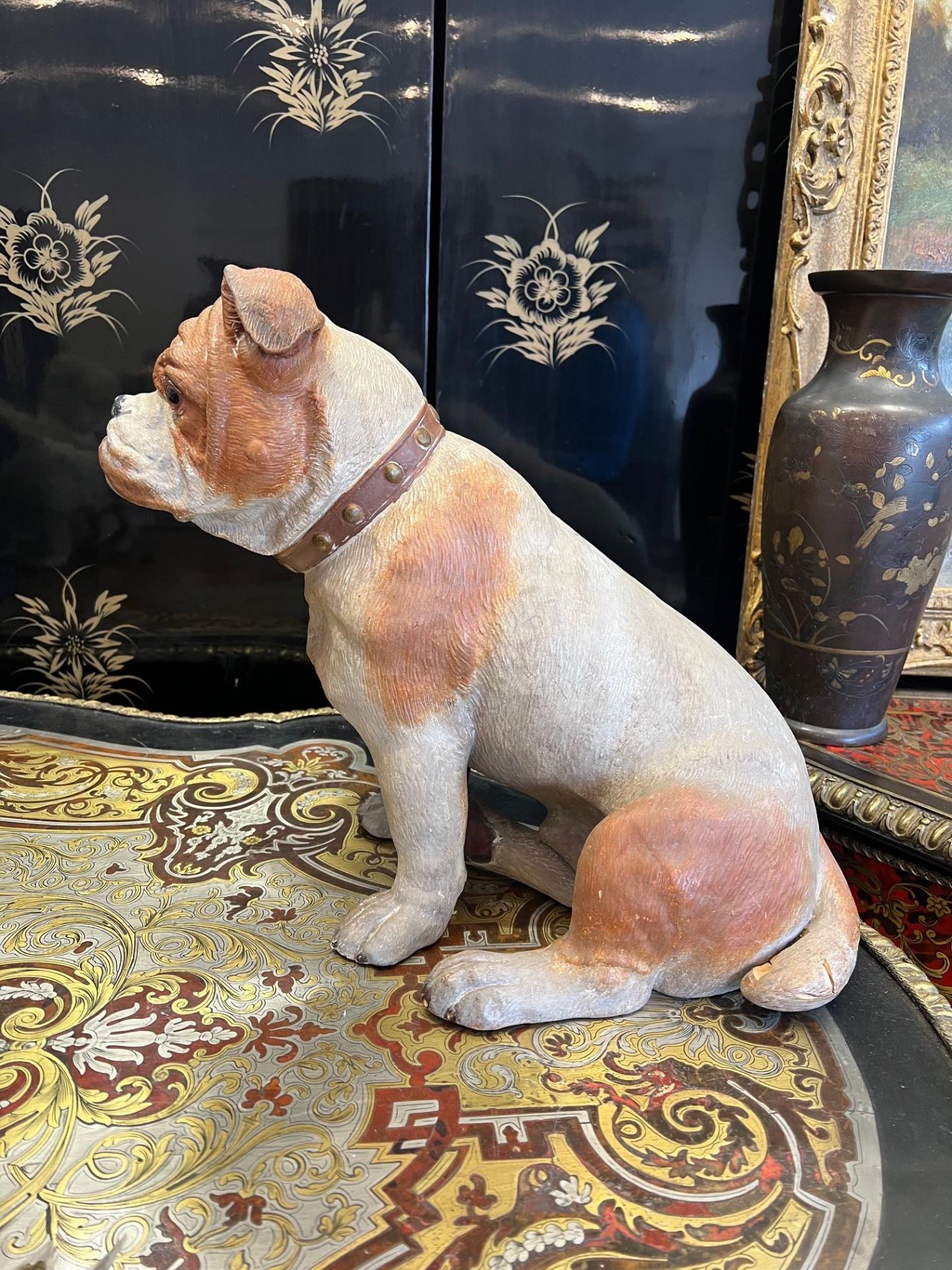 AN EARLY 20TH CENTURY PAINTED TERRACOTTA MODEL OF A BULLDOG - Image 6 of 6