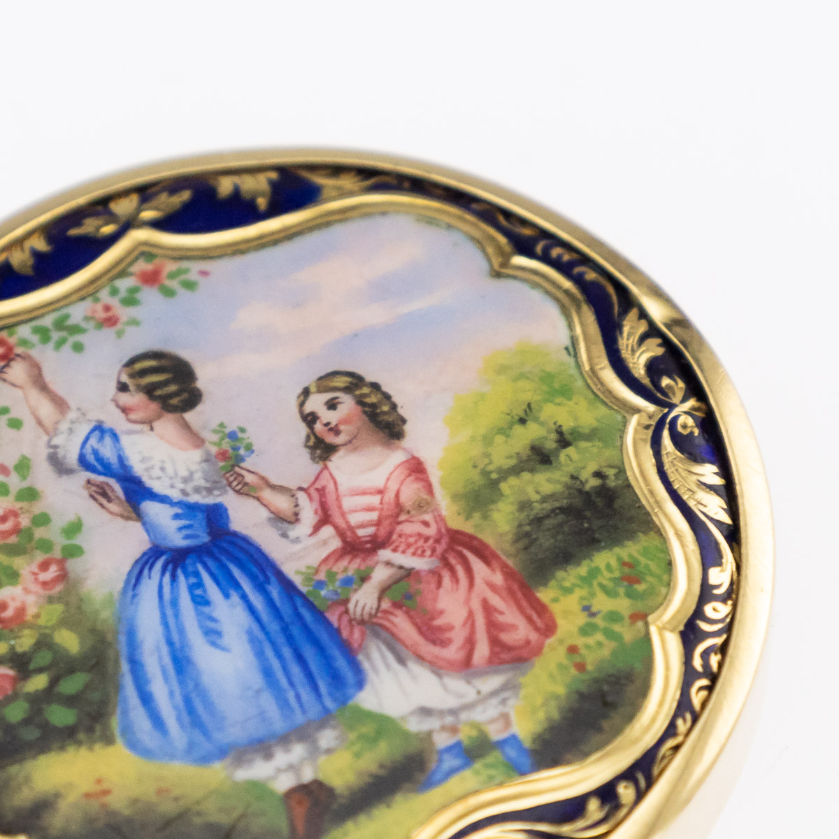 AN EARLY 20TH CENTURY 14CT GOLD AND ENAMEL PILL BOX, RUSSIAN, C.1900 - Bild 7 aus 8