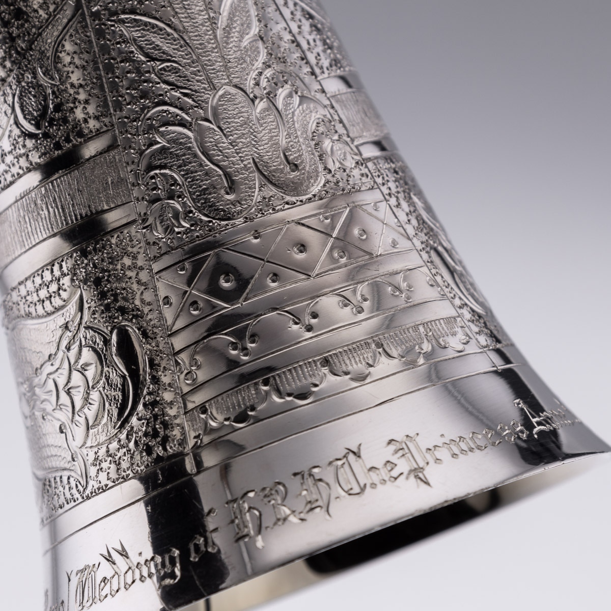 A ROYAL WEDDING SOLID STERLING SILVER NOVELTY WAGER CUP, LONDON, C. 1973 - Image 19 of 23