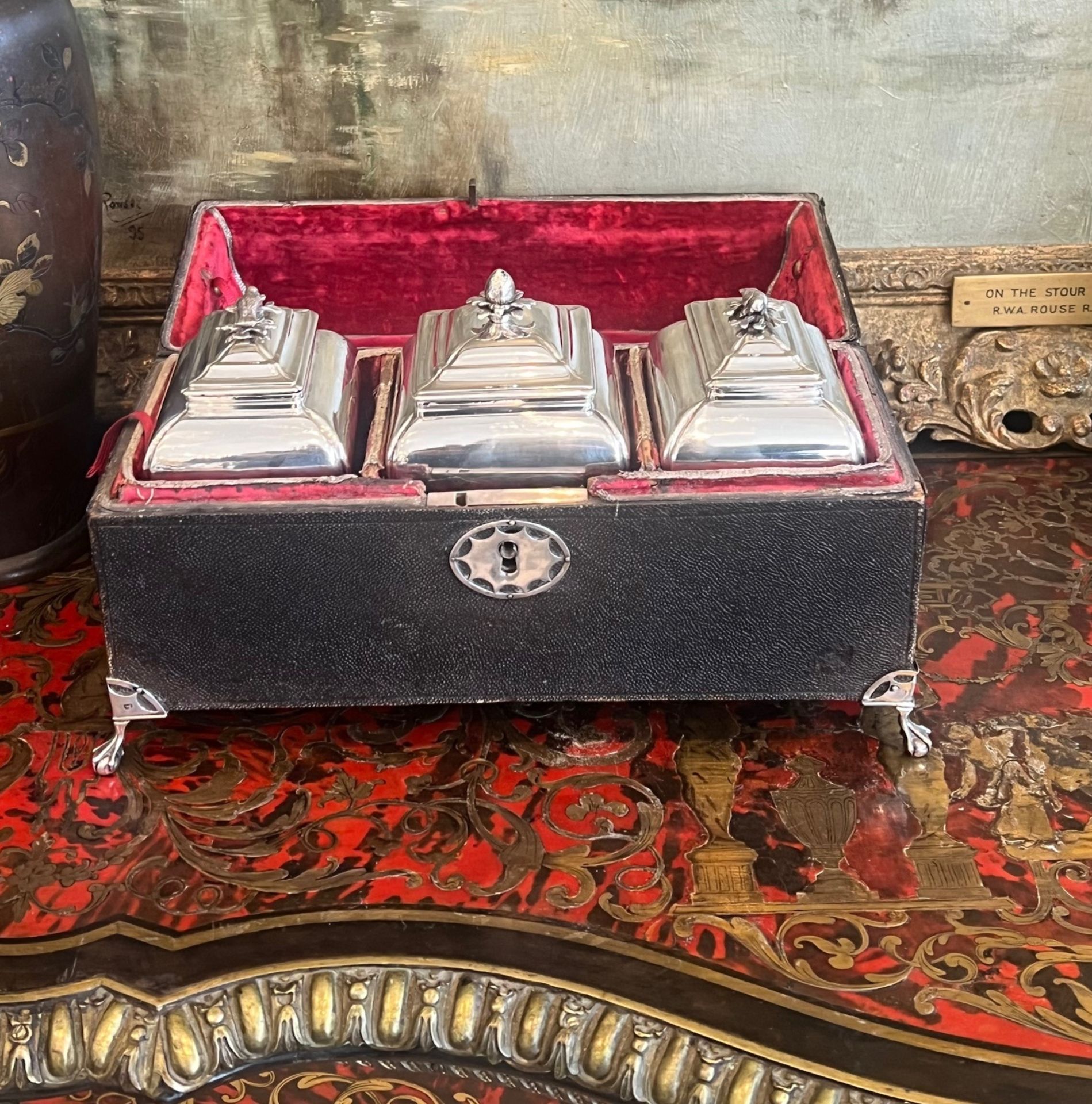 A FINE AND RARE CASED SET OF GEORGE II SILVER TEA CADDIES AND SUGAR BOX, LONDON, 1755, PIERRE GILLOI - Image 2 of 17