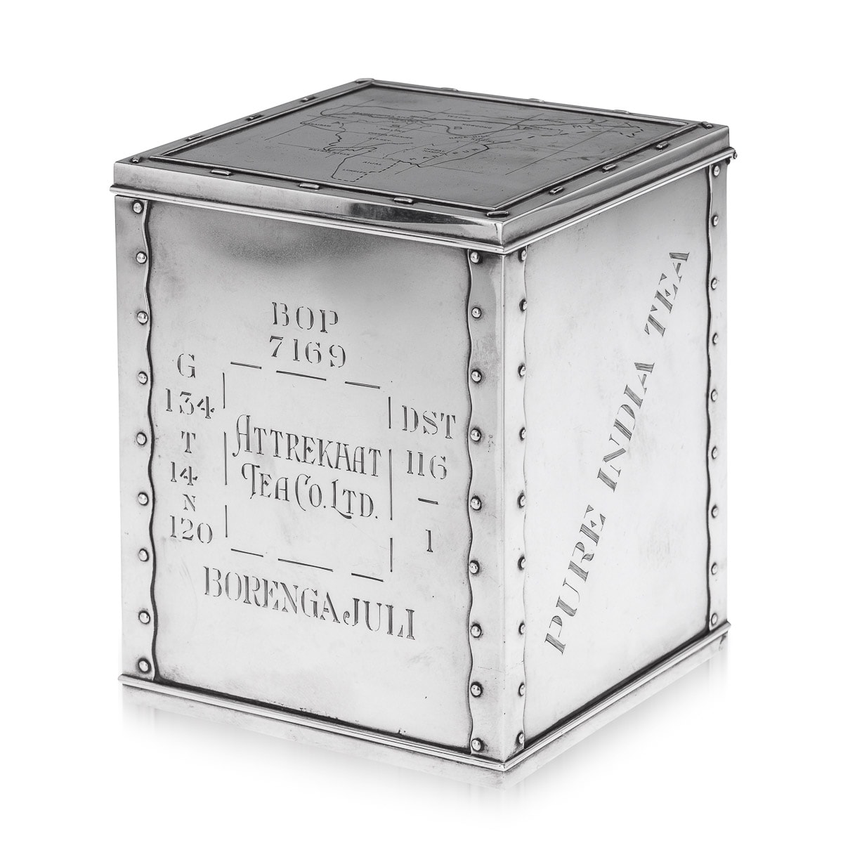 A RARE MID 20TH CENTURY INDIAN SOLID SILVER TEA CHEST SHAPED CADDY, HAMILTON & CO C. 1958 - Image 2 of 29