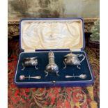 AN EARLY 20TH CENTURY MAPPIN & WEBB SILVER CONIDMENT SET C. 1921