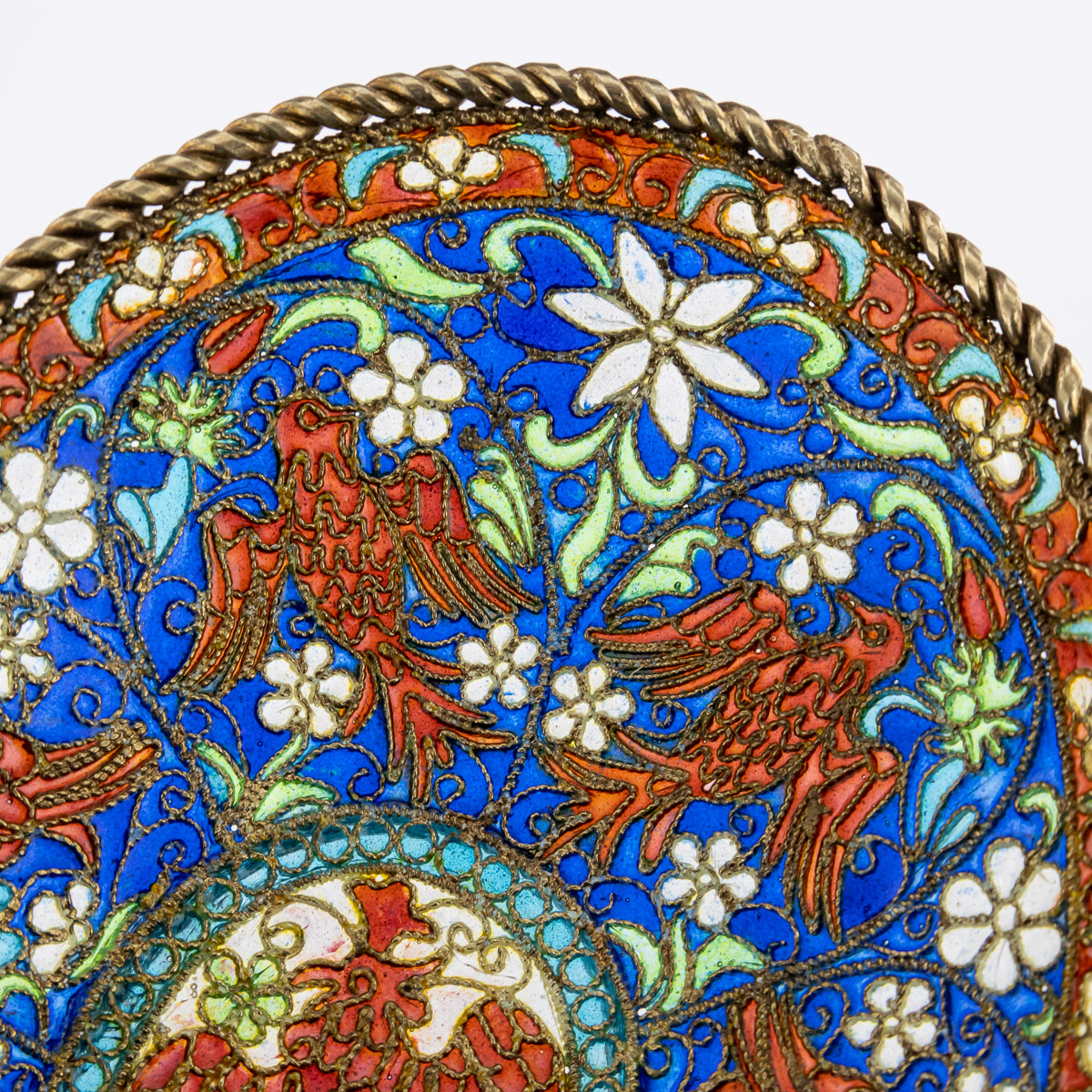 A 19TH CENTURY SOLID SILVER GILT & PLIQUE-A-JOUR ENAMEL KOVSH c.1890 - Image 12 of 18