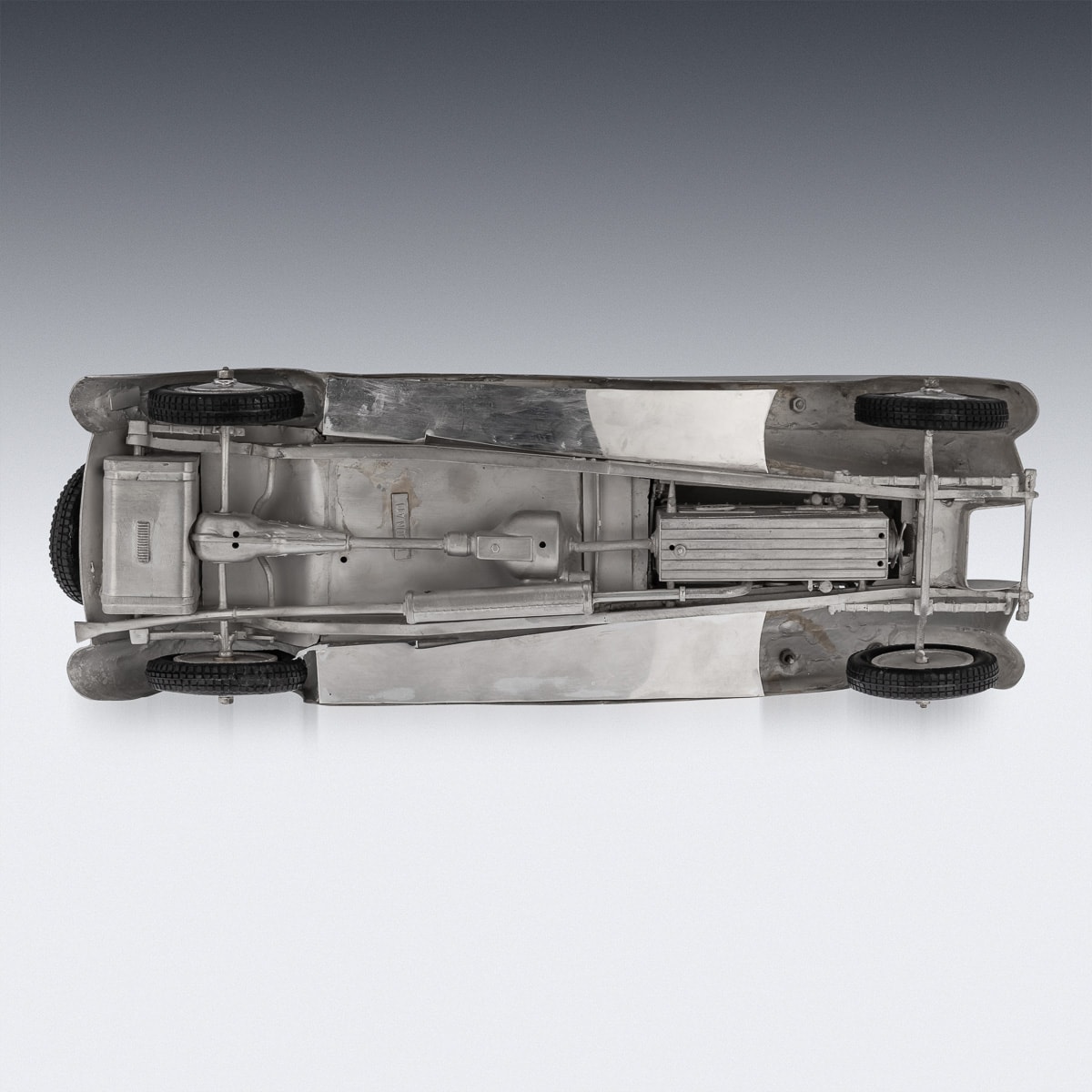 A SOLID SILVER BUGATTI ROYALE TYPE 41 MODEL CAR, MID 20TH CENTURY, L. DONATI, C. 1960 - Bild 33 aus 33