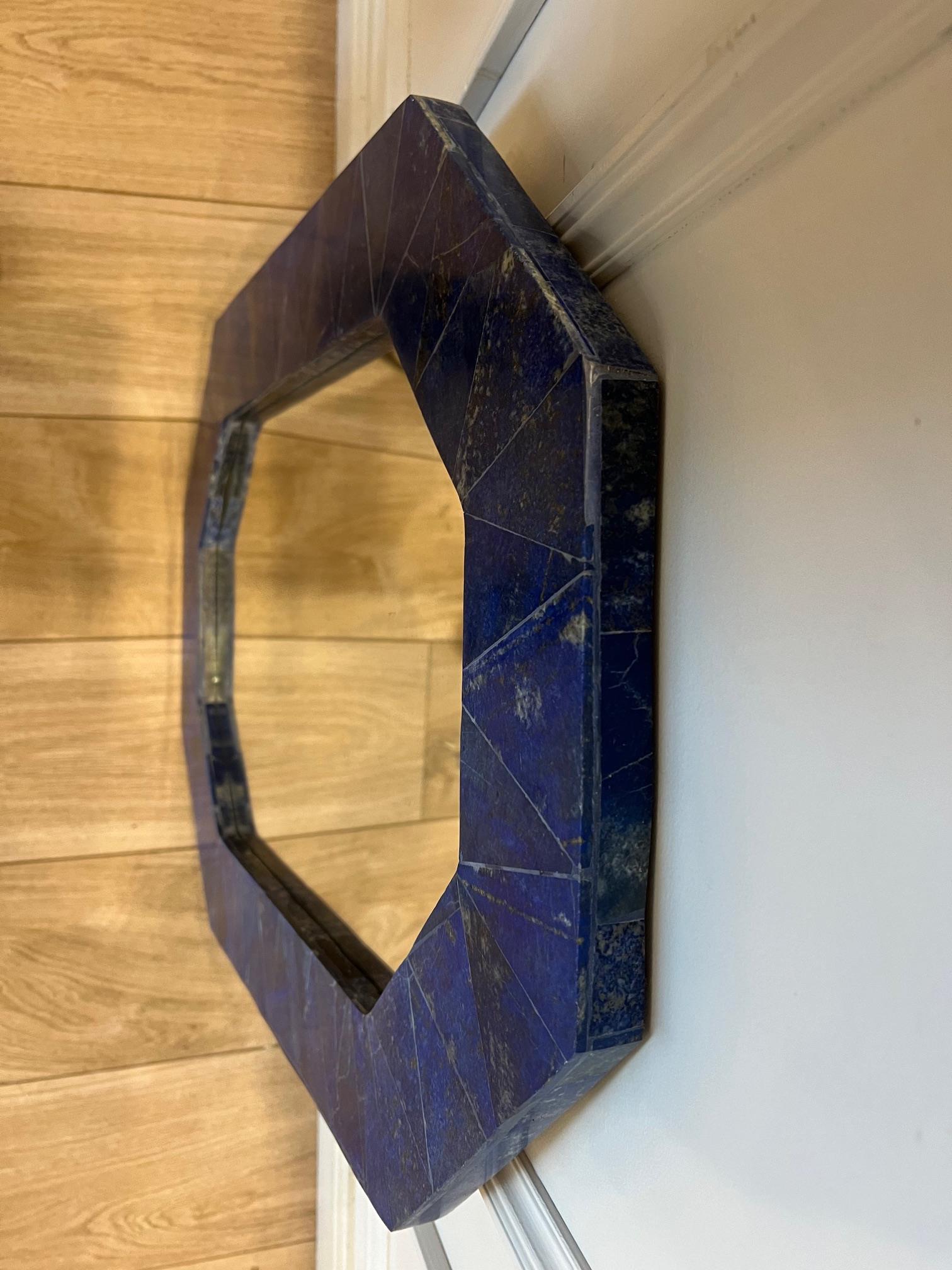 A LARGE LAPIS LAZULI MOUNTED WALL MIRROR - Image 2 of 7