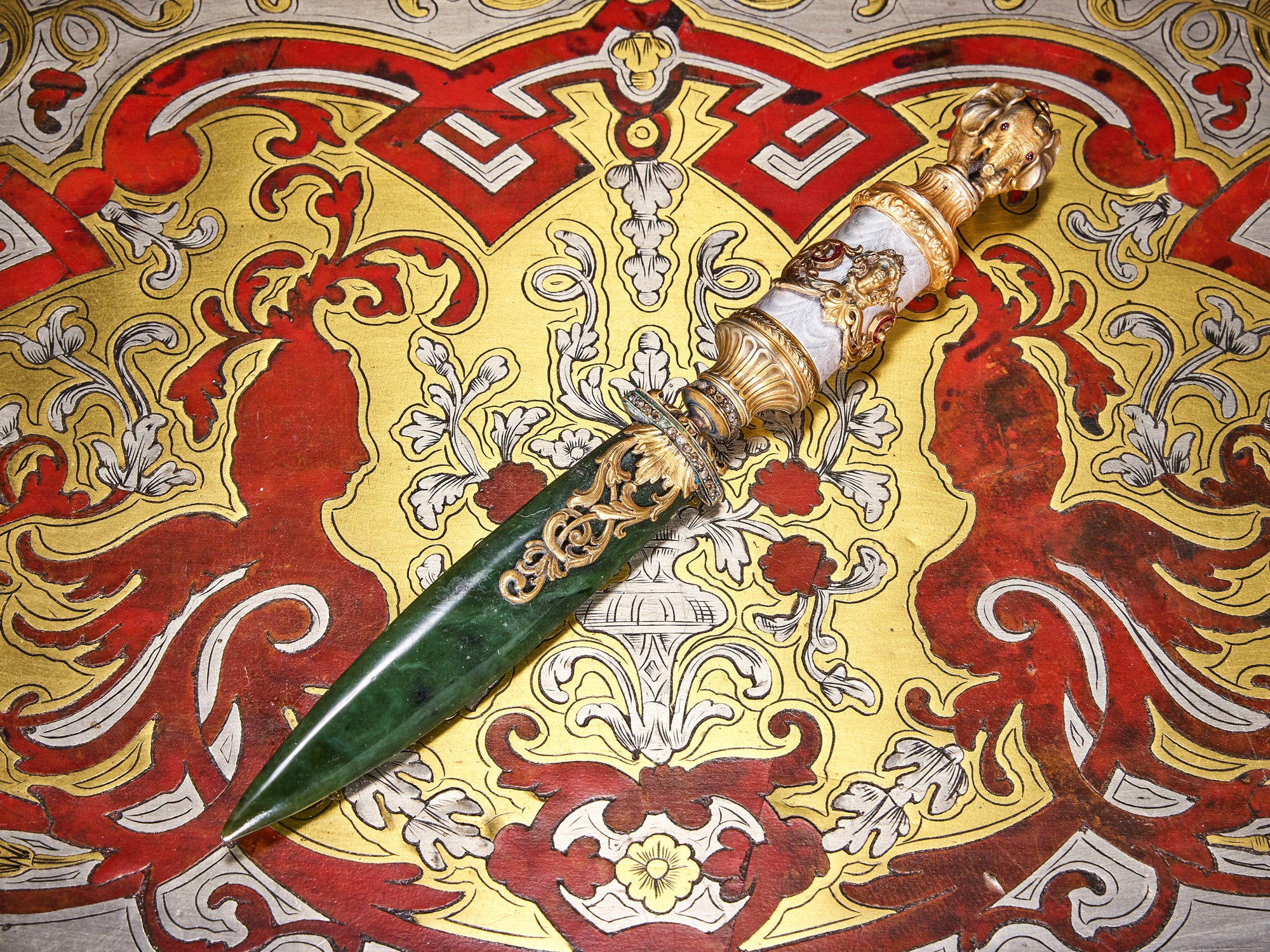 A FABERGE STYLE SILVER GILT, DIAMOND SET, NEPHRITE AND ENAMELLED LETTER KNIFE
