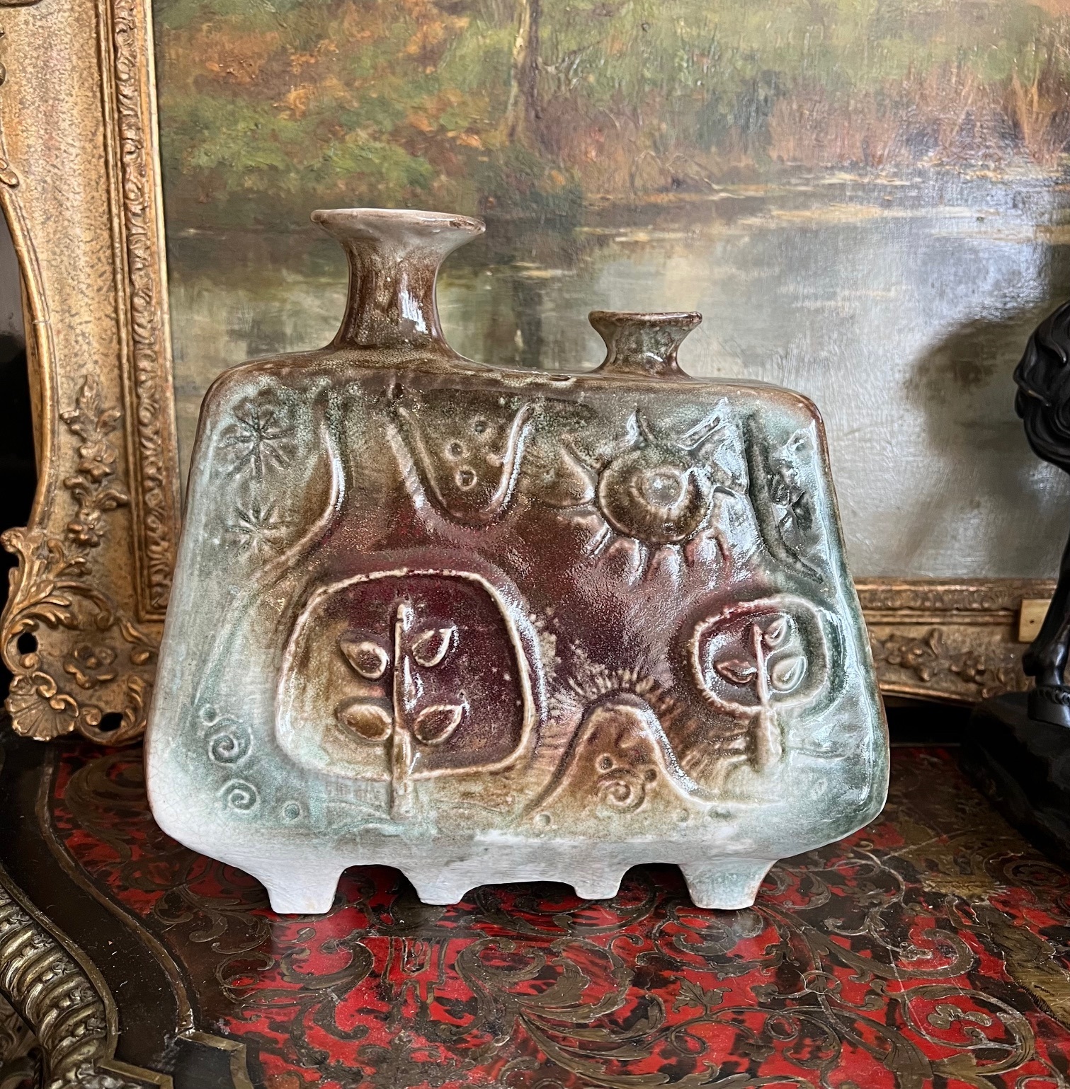 A 1960'S TROIKA STYLE RELIEF DECORATED DOUBLE VASE