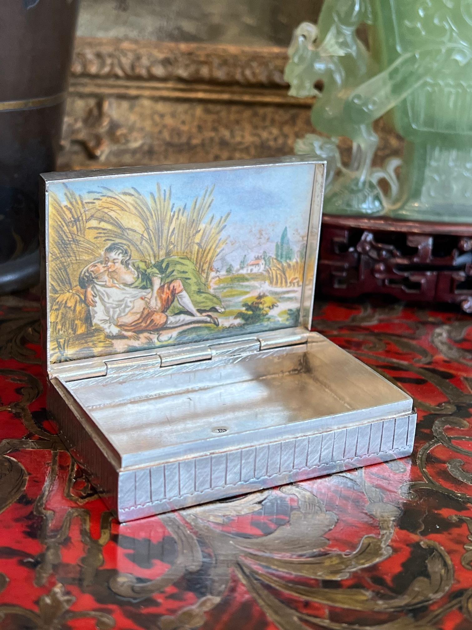 A RUSSIAN SILVER SNUFF BOX INLAID WITH A MARIA THERESA COIN - Image 3 of 6