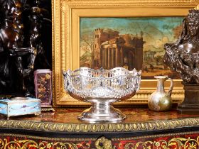 AN EARLY 20TH CENTURY STERLING SILVER FRUIT BOWL, C. 1919