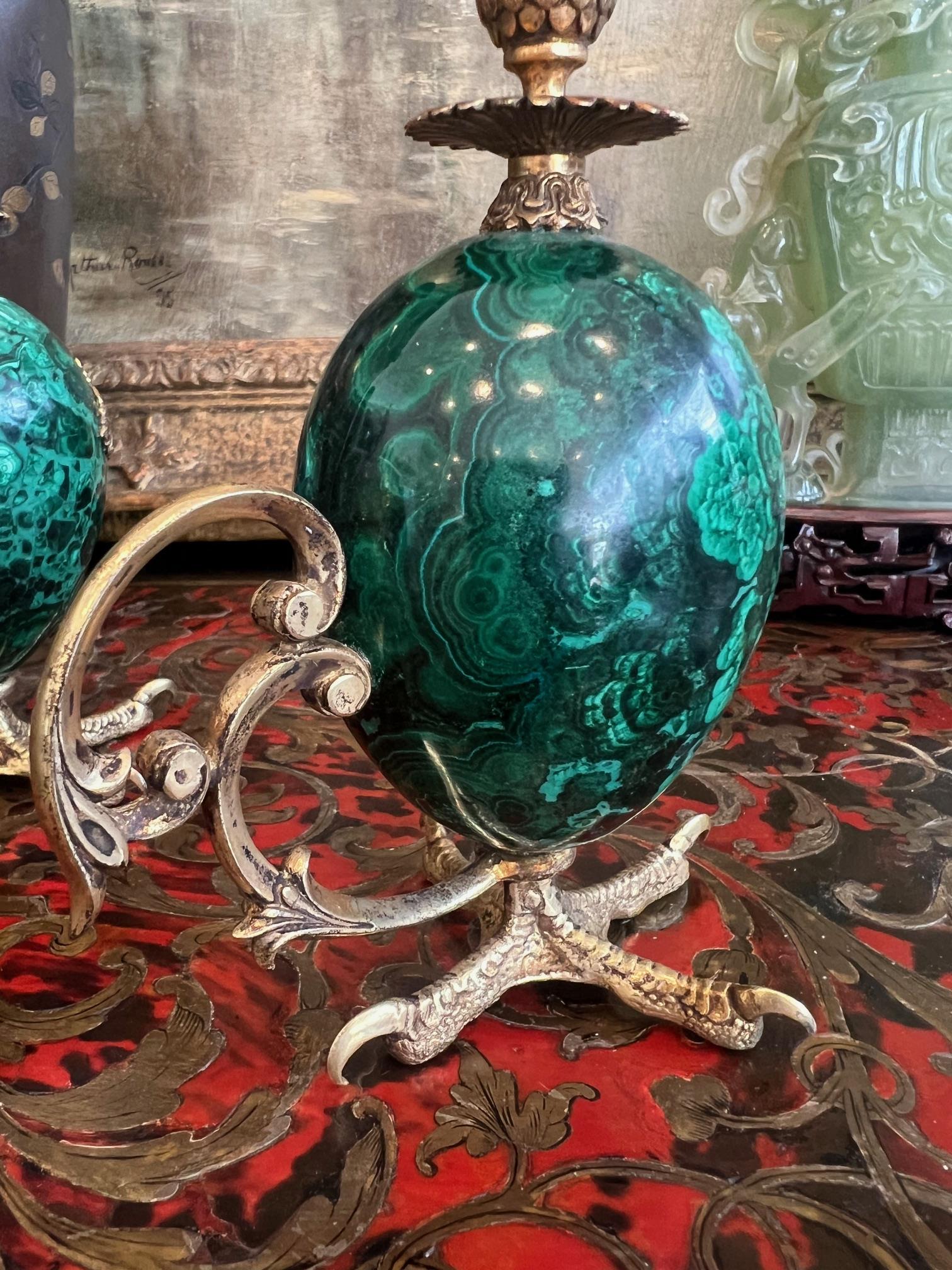 A PAIR OF SILVER GILT AND MALACHITE EGG SHAPED CANDLESTICKS - Image 8 of 8